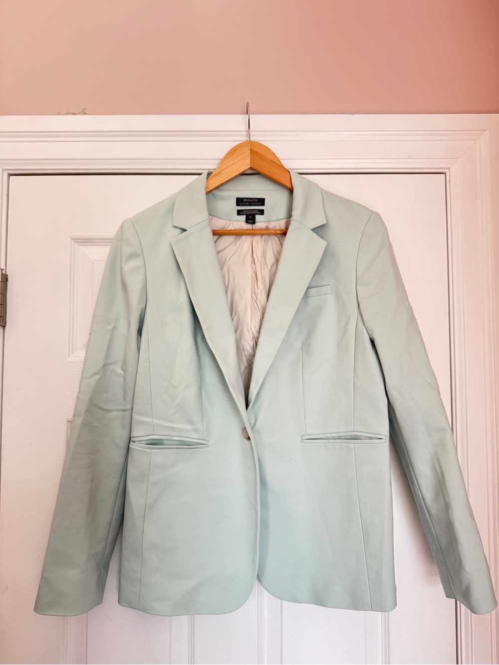 NWOT - RW&CO. Mint Green Tailored Blazer